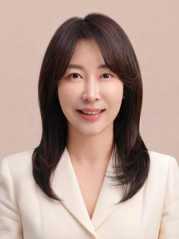 Ji-yeon Lee